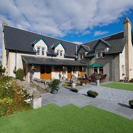Daviot Lodge Екстериор снимка