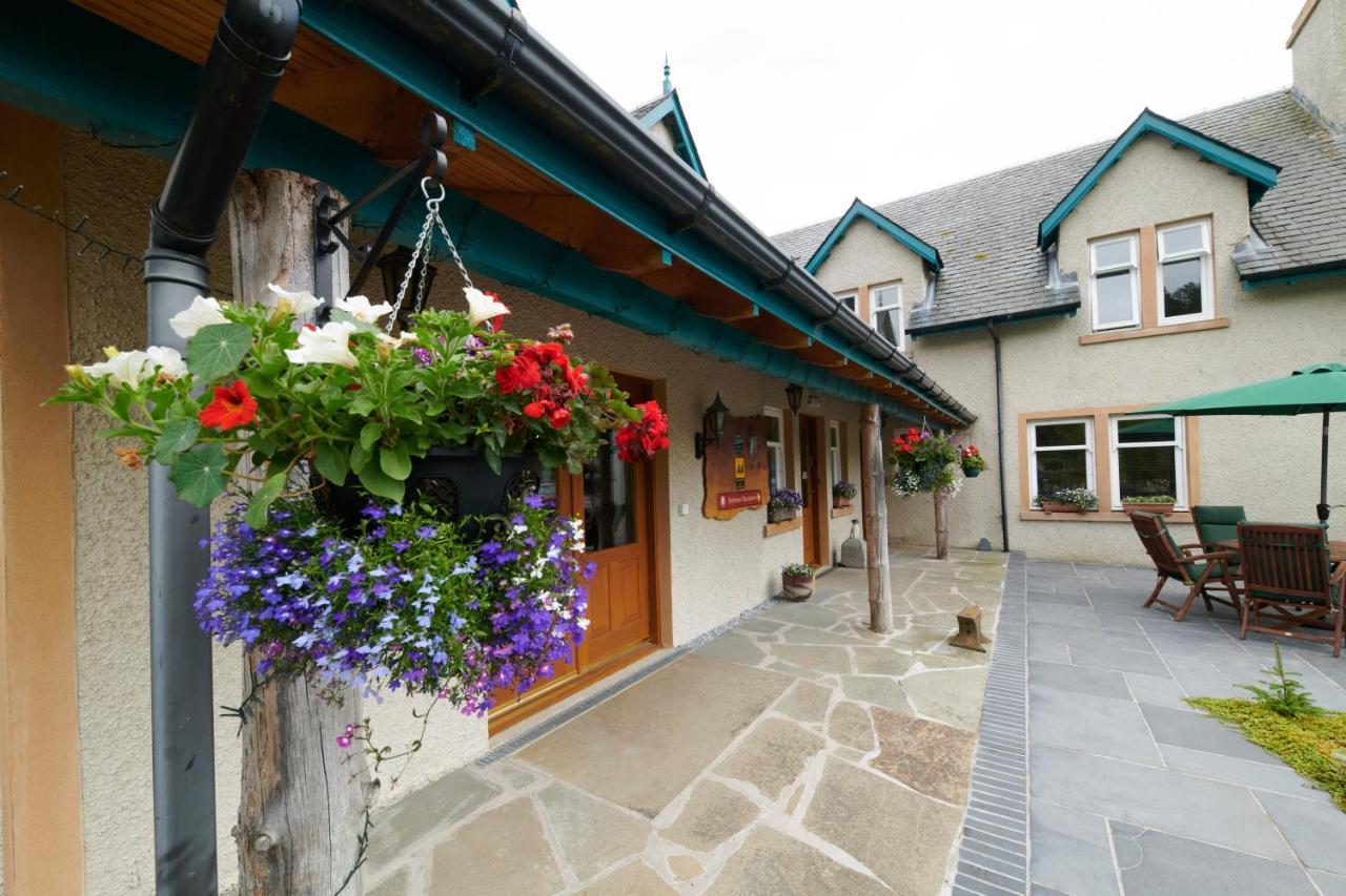 Daviot Lodge Екстериор снимка