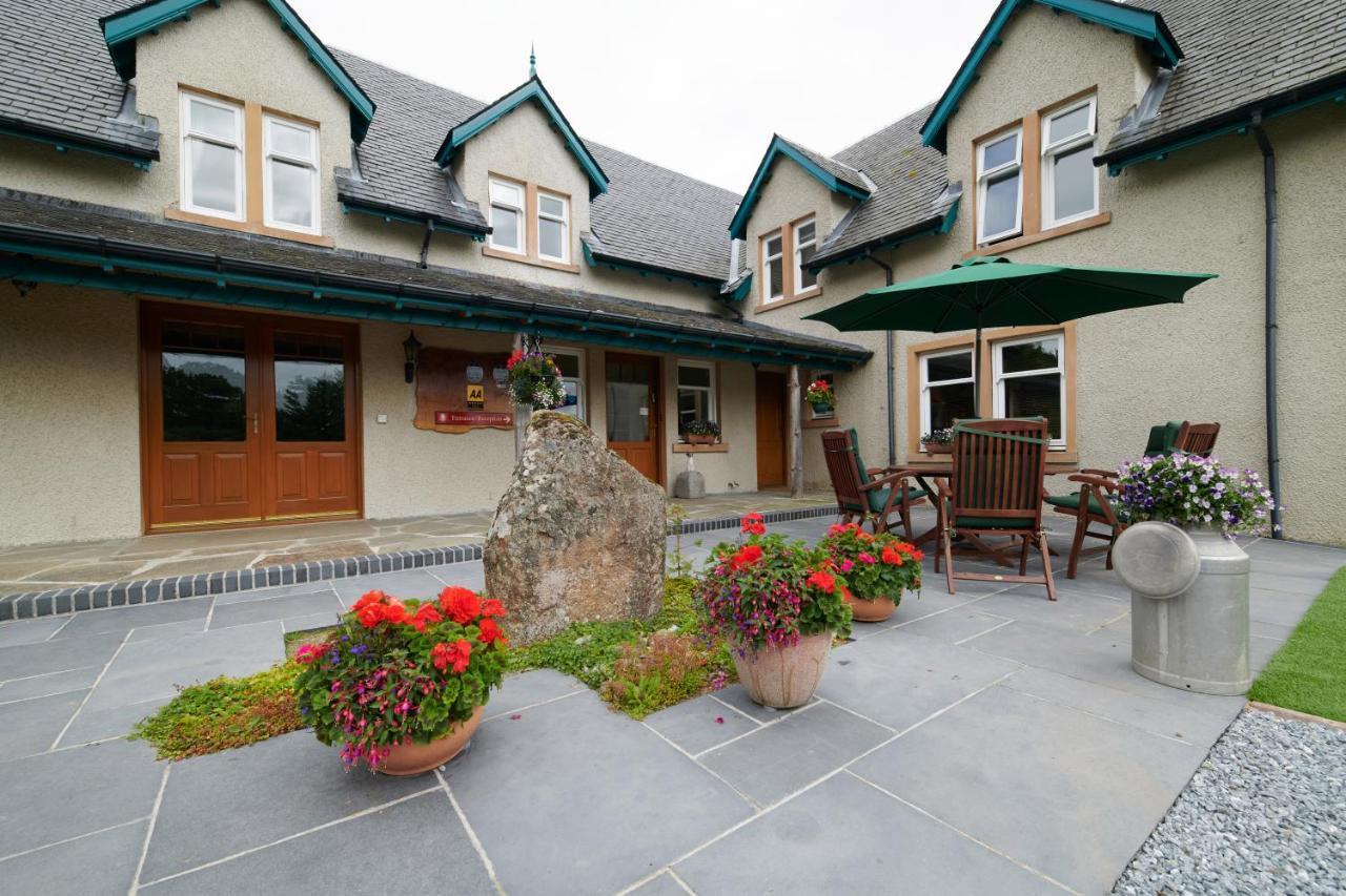 Daviot Lodge Екстериор снимка