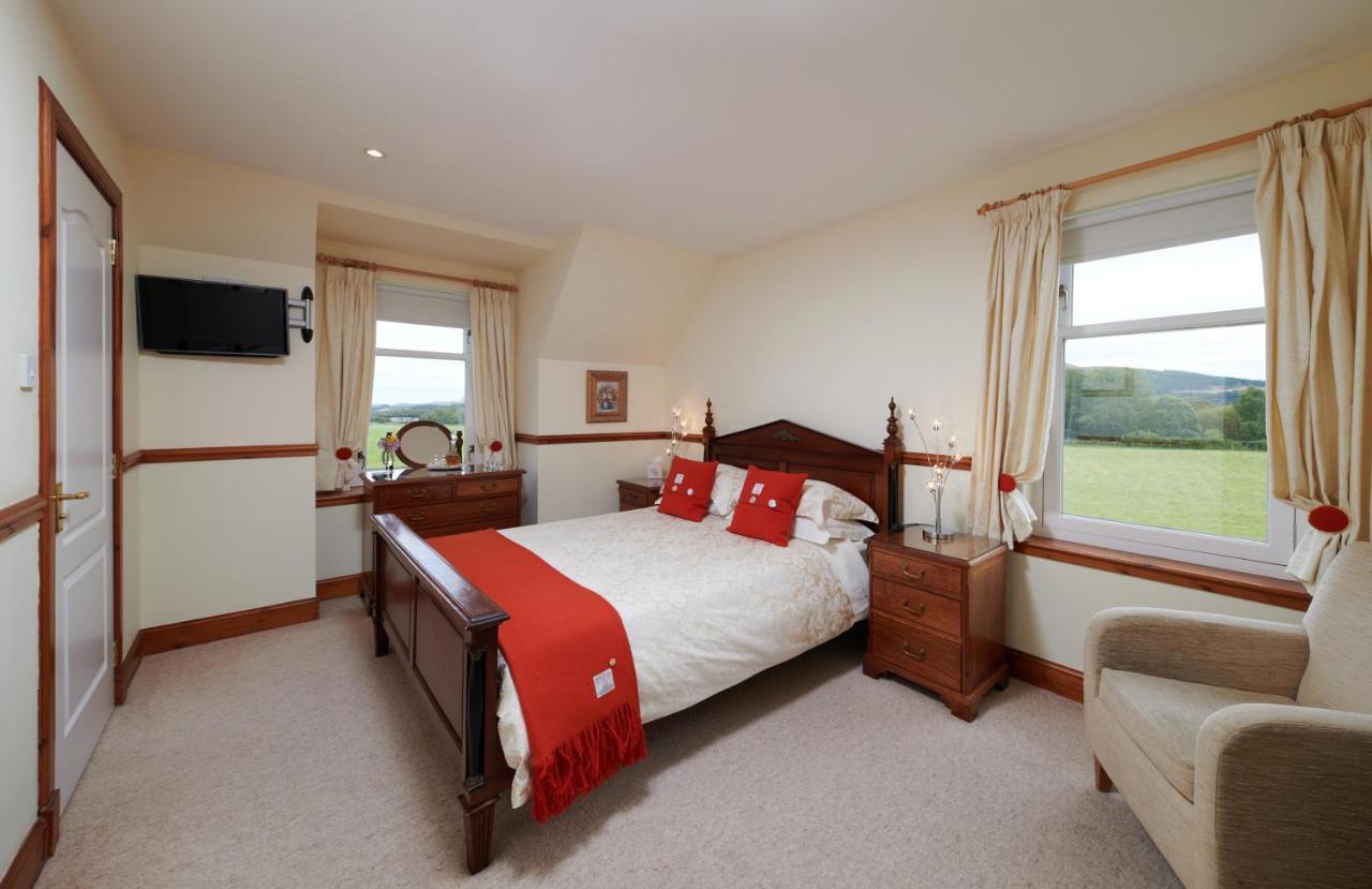 Daviot Lodge Екстериор снимка