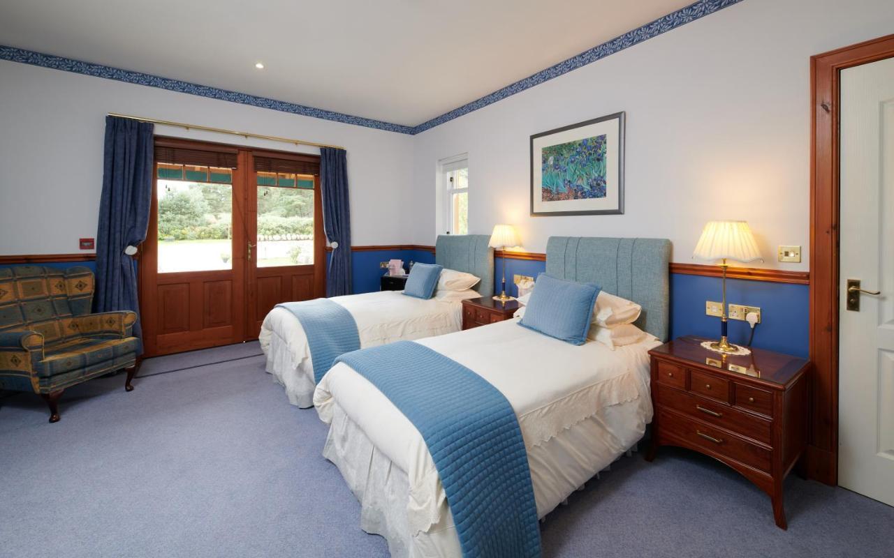 Daviot Lodge Екстериор снимка