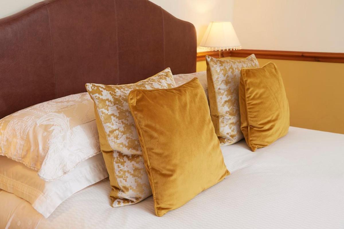 Daviot Lodge Екстериор снимка